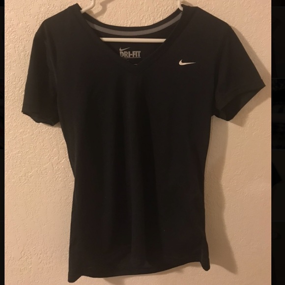 Nike Tops - Nike Dri-Fit black workout top